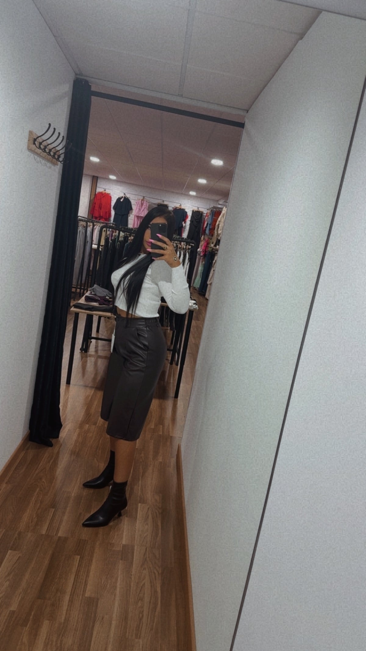 Pantalón cuero