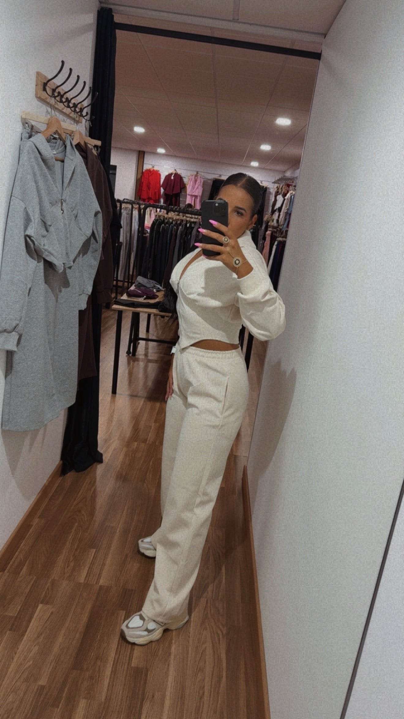 Conjunto sara