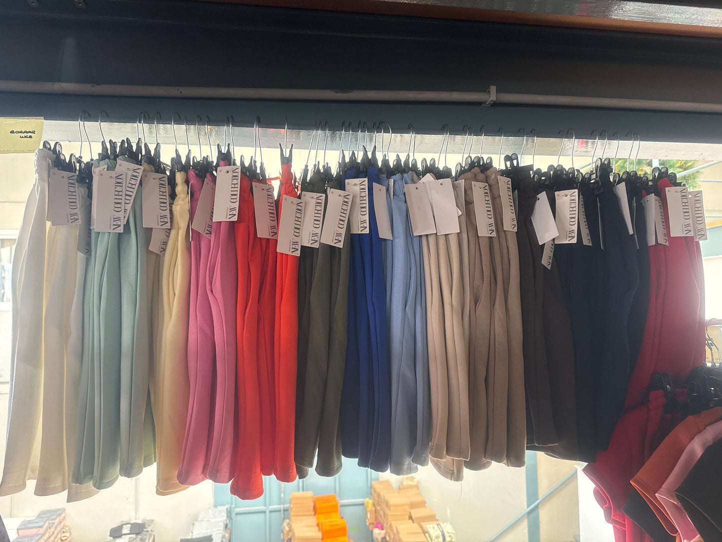 Pantalón bermuda zara