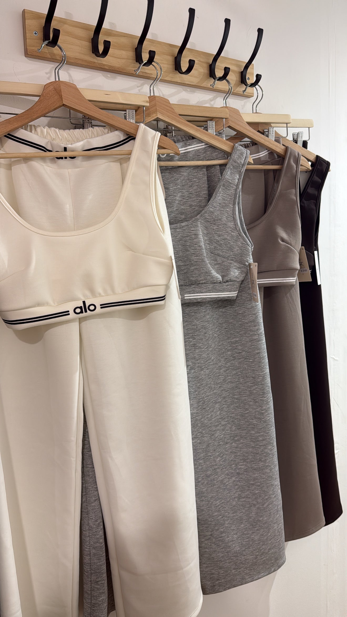 Conjunto alo largo