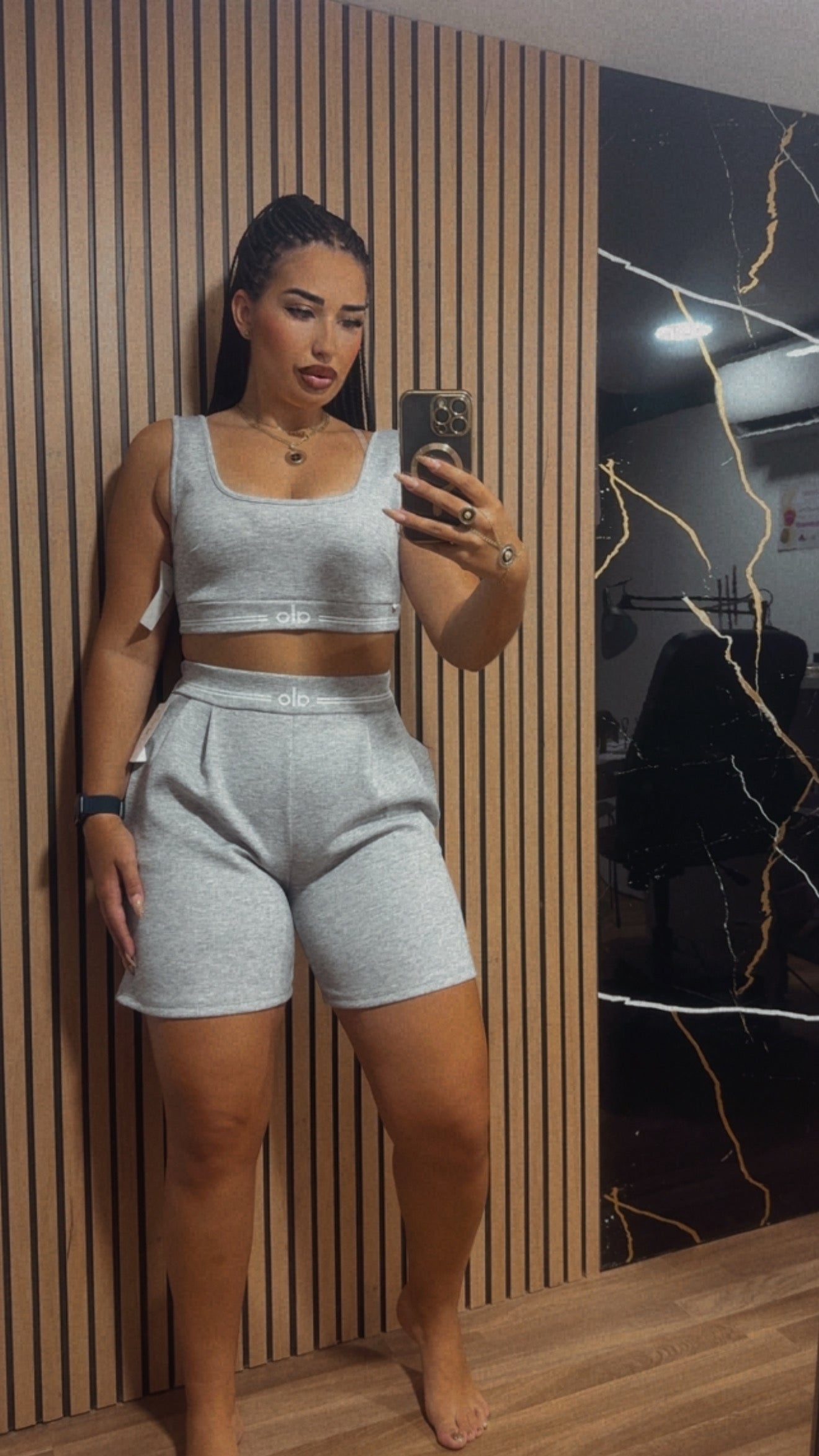 Conjunto alo corto