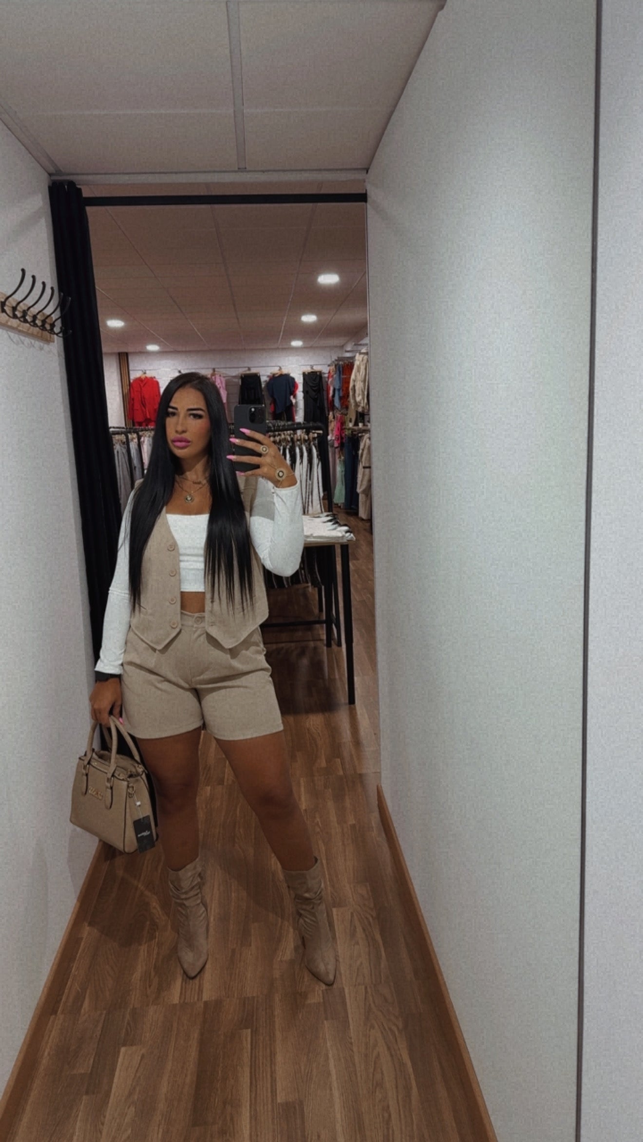 Conjunto antelina